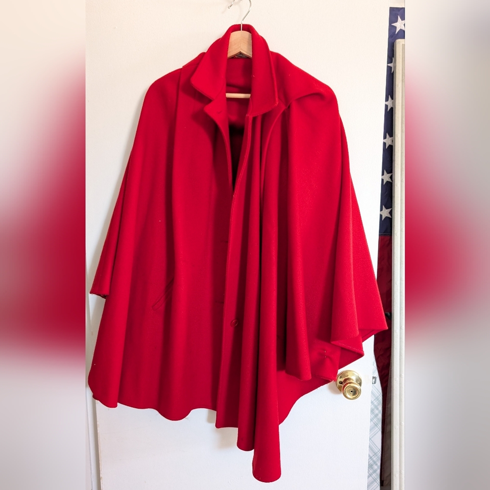 Chic Red Women's Poncho Vintage Coat